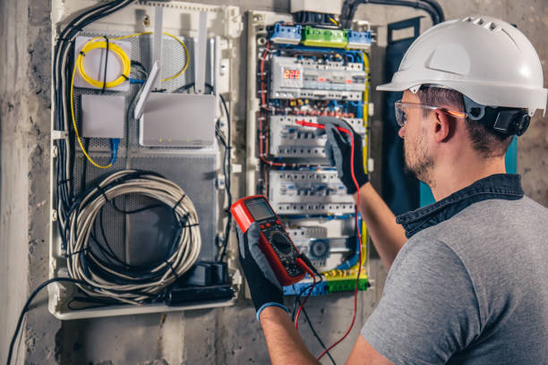 Best Circuit Breaker Repair  in Greens Farms, CT